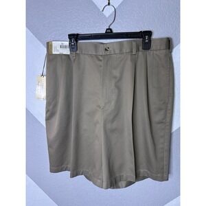 NWT Roundtree Yorke Gold Label Khaki Pleated Shorts Size 36 Cotton 9.5" MSRP $59